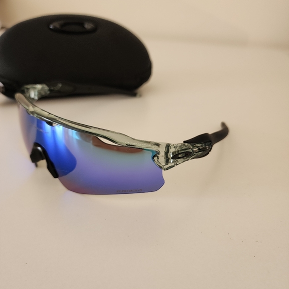 Oakley Radar EV path - Picture 2 of 8